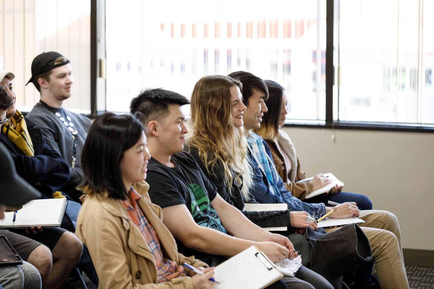 Atey+Ghailan+from+Riot+Games+talks+to+illustration+and+entertainment+design+students+as+part+of+the+CPD+Career+Chats+series.