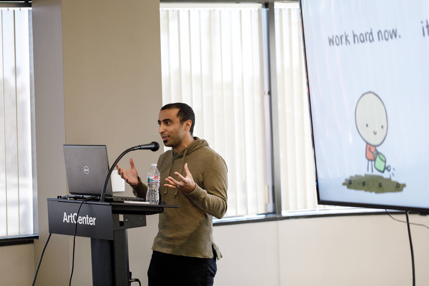 Atey+Ghailan+from+Riot+Games+talks+to+illustration+and+entertainment+design+students+as+part+of+the+CPD+Career+Chats+series.
