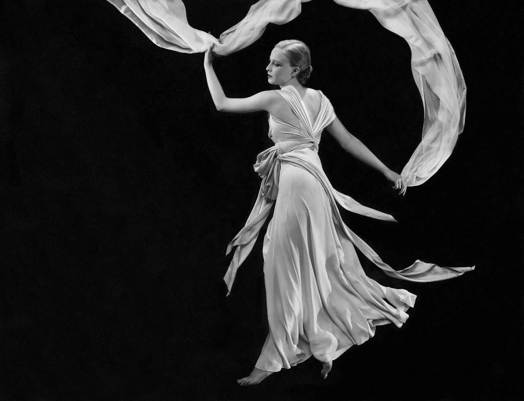 George Hoyningen-Huene, Miss Sonia, Pajamas by Vionnet, Paris, 1931 Image courtesy of: J. Paul Getty Museum, Los Angeles