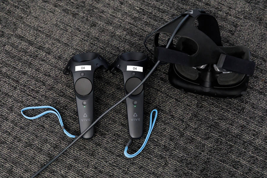 HTC+Vive+VR+headset+and+controllers+in+the+Spring+2019+Transdisciplinary+Studio+%28TDS%29+course+%3Ci%3EBody+Tracking%3C%2Fi%3E.