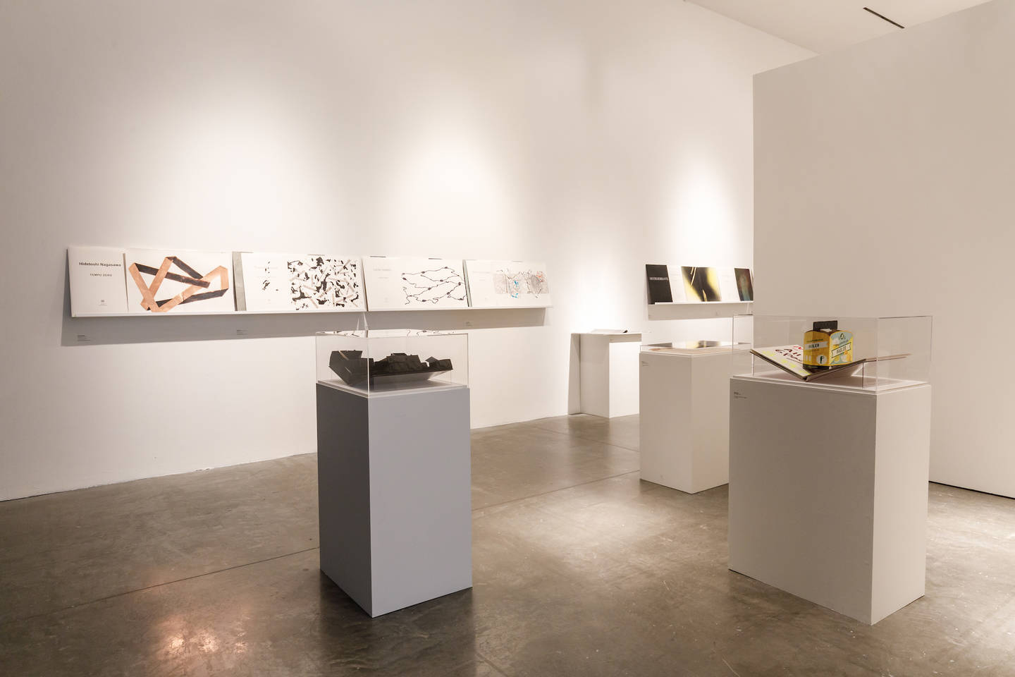 TOMES+features+a+look+at+25+artist+books+from+the+1970s+and+1980s%2C+emphasizing+the+works%E2%80%99+poetic+and+emotional+message.