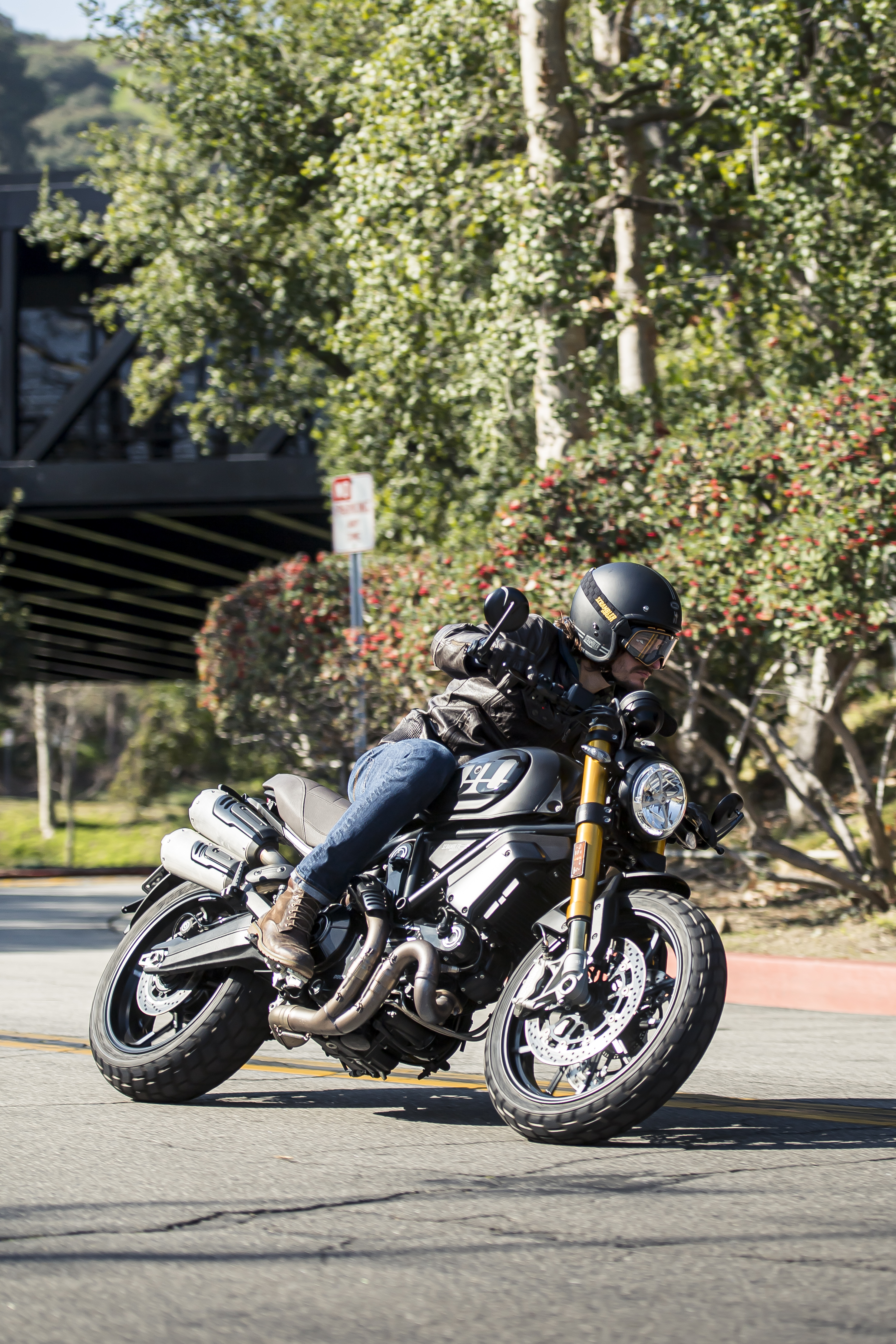 Photo of Ducati Scrambler 1100 on the main campus road at ArtCenter. 