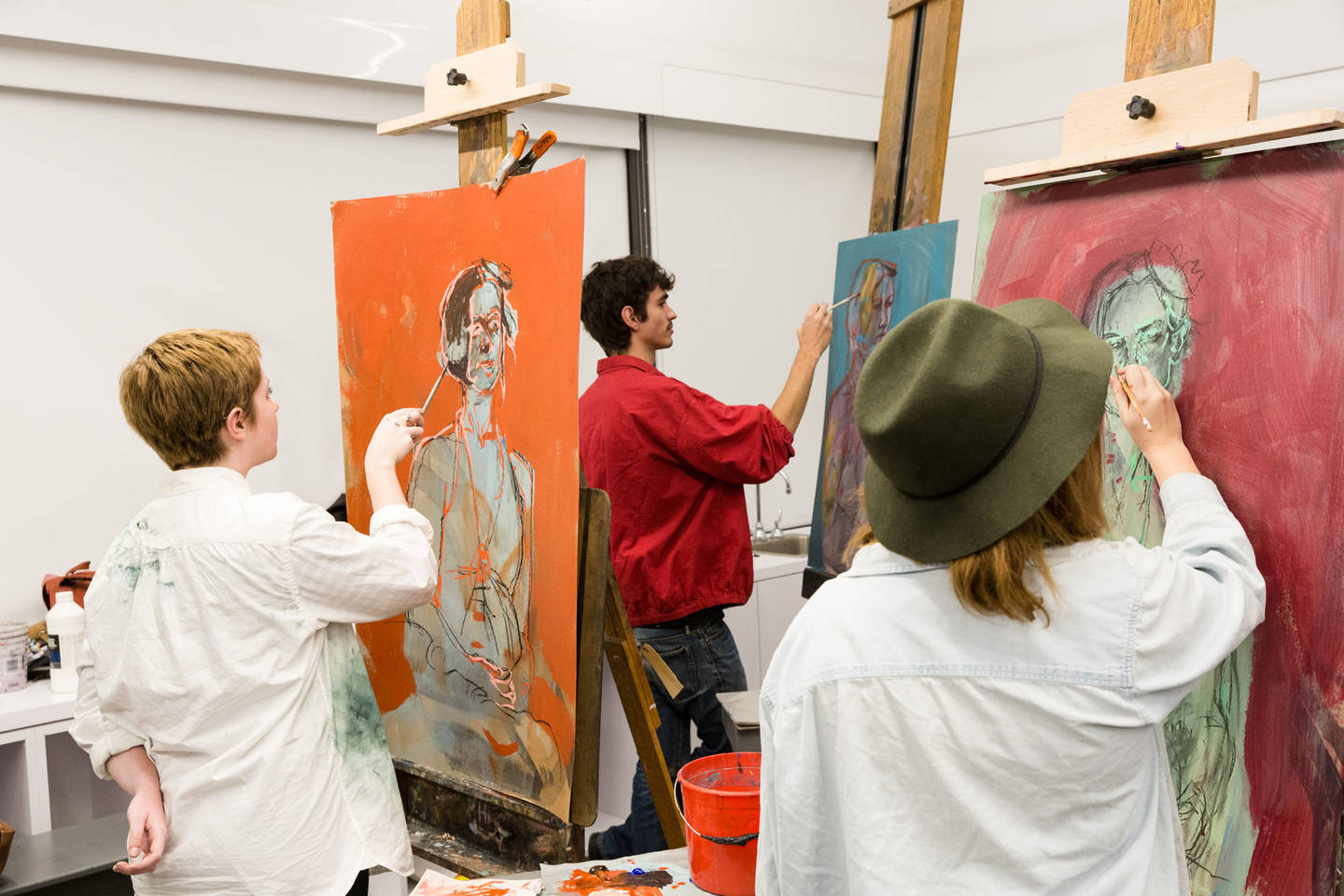 %3Cp%3EFrom+wooded+acres+in+the+San+Rafael+Hills+to+adaptive+reuse+in+downtown+Pasadena%2C+ArtCenter%E2%80%99s+two+campuses+provide+future+artists+and+designers+with+a+wide+array+of+creative+learning+opportunities+enriched+by+the+creative+and+academic+resources+within+the+surrounding+communities+and+the+greater+Los+Angeles+area.+%3C%2Fp%3E+%3Cp%3E%3Cstrong%3ELearn+more+about+%3Ca+href%3D%22%2Fabout%2Fcampus%2Foverview.html%22%3EArtCenter%27s+campuses%3C%2Fa%3E.%3C%2Fstrong%3E+%3C%2Fp%3E