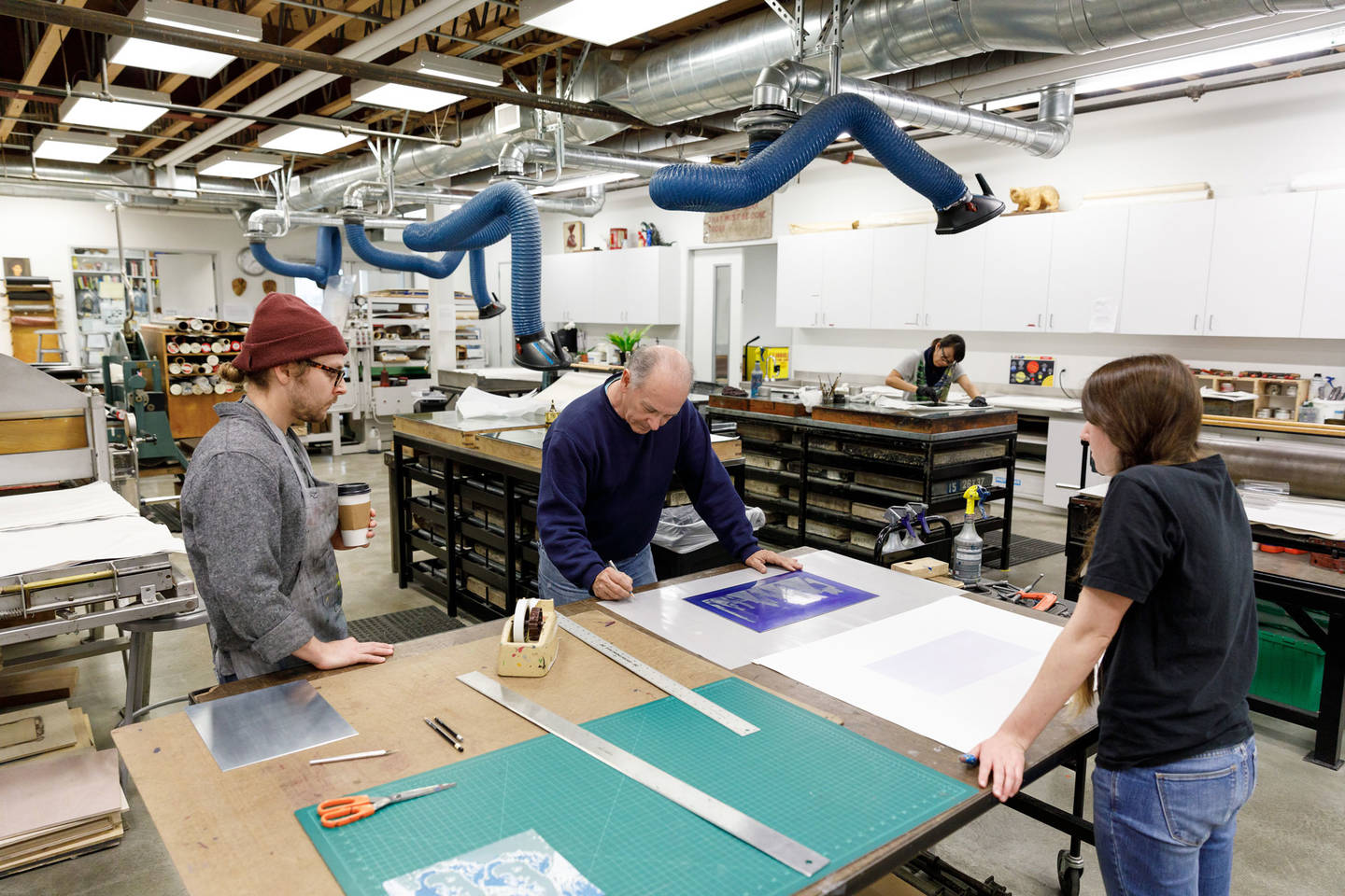 %3Cp%3EFrom+wooded+acres+in+the+San+Rafael+Hills+to+adaptive+reuse+in+downtown+Pasadena%2C+ArtCenter%E2%80%99s+two+campuses+provide+future+artists+and+designers+with+a+wide+array+of+creative+learning+opportunities+enriched+by+the+creative+and+academic+resources+within+the+surrounding+communities+and+the+greater+Los+Angeles+area.+%3C%2Fp%3E+%3Cp%3E%3Cstrong%3ELearn+more+about+%3Ca+href%3D%22%2Fabout%2Fcampus%2Foverview.html%22%3EArtCenter%27s+campuses%3C%2Fa%3E.%3C%2Fstrong%3E+%3C%2Fp%3E