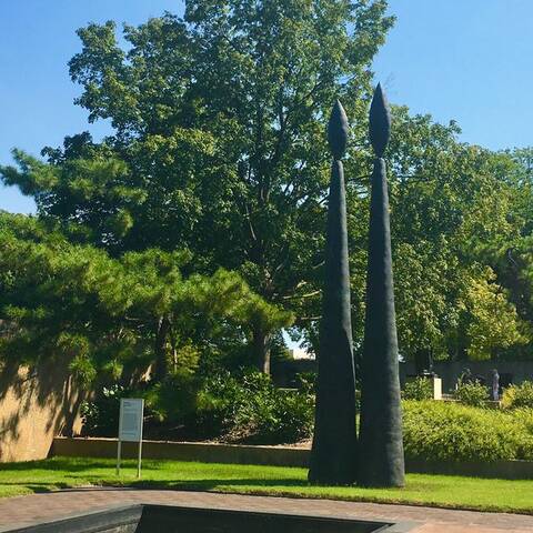 /Photo of Sterling Ruby sculpture at the Hirshhorn