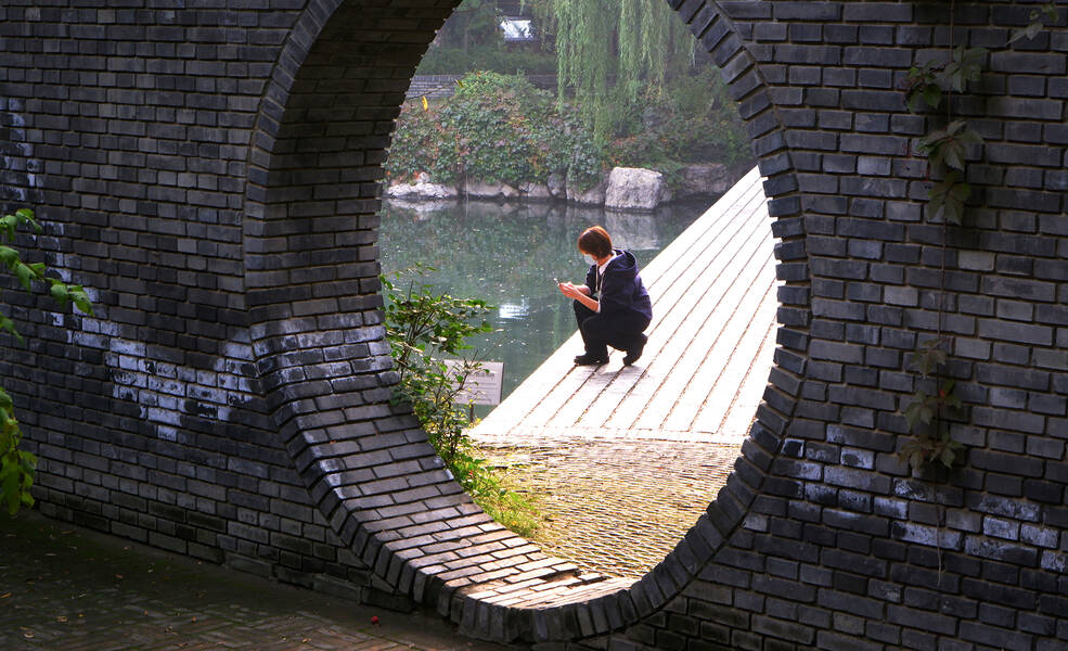 ArtCenter+student+at+Beijing%27s+Red+Brick+Art+Museum+during+a+Beijing+Community+Hub+field+trip%2C+October+2020.