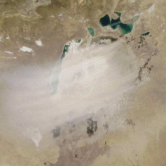 A+natural-color+image+of+a+dust+storm+over+the+Aral+Sea%2C+a+once+vast+inland+lake.+Much+of+the+dust+appeared+to+be+coming+from+a+desert%2C+which+has+emerged+as+the+Aral+Sea+has+dried+in+recent+decades.+In+the+1960s+the+Soviet+Union+diverted+rivers+going+into+the+immense+lake+for+agriculture+in+nearby+republics.+Dry+lake+beds+are+abundant+sources+of+atmospheric+dust+because+they+are+filled+with+light%2C+fine-grained+sediment+that+winds+can+easily+lift.+March+24%2C+2020.