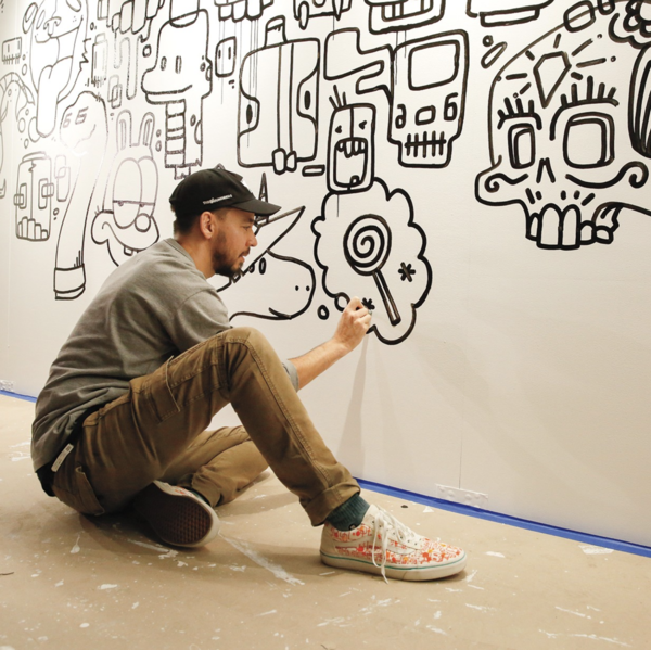Mike Shinoda drawing a mural