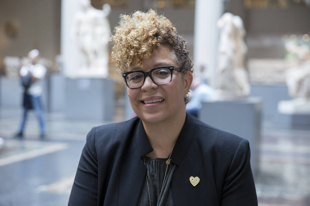 Portrait of Sandra Jackson-Dumont, in a museum.