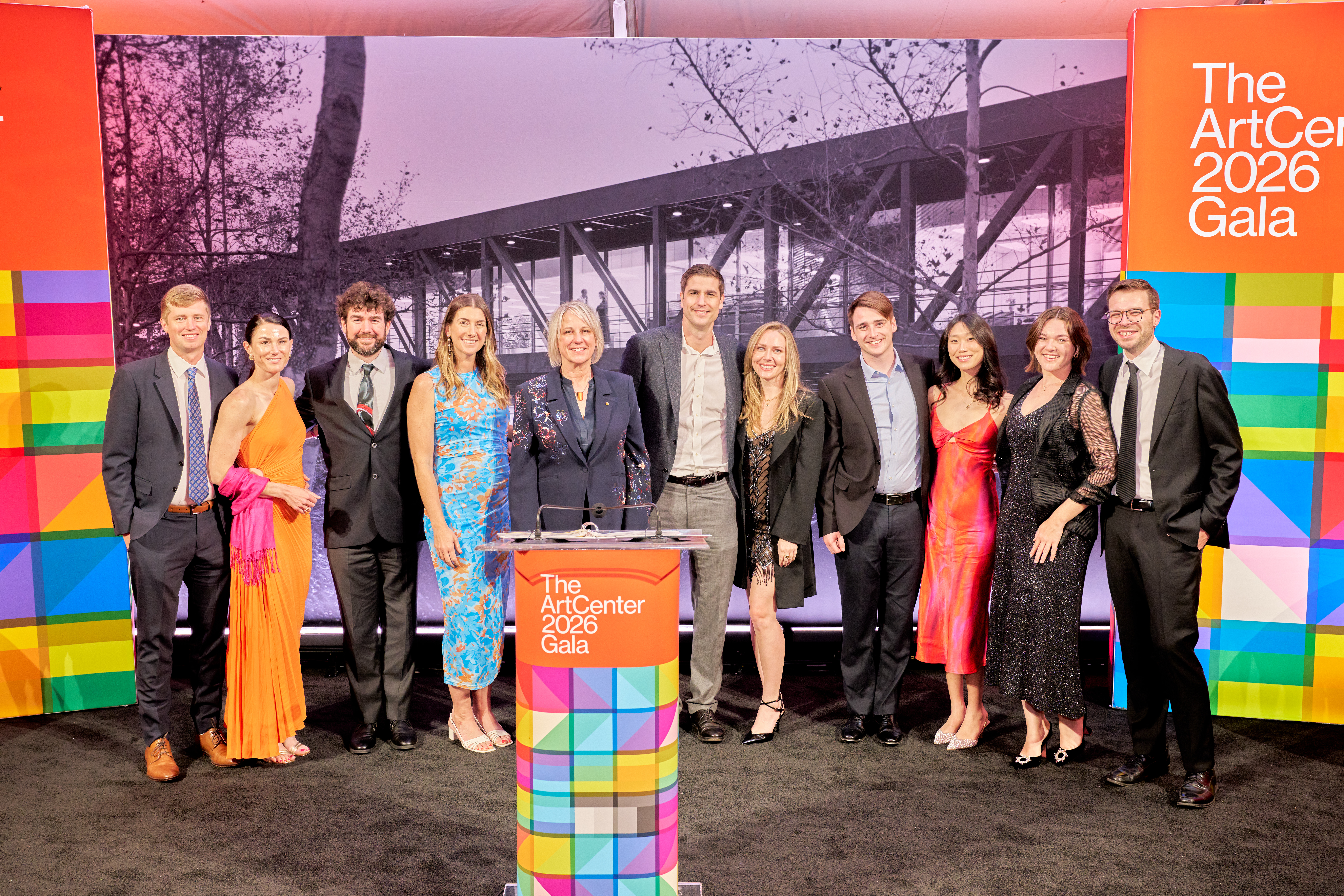 Alyce de Roulet Williamson&rsquo;s grandchildren in attendance included Carolyn Williamson Richardson (2nd from L), Harrison Fallat (3rd from L), Lauren Falat Heealey (4th from L), Alyce McNulty (2nd from R), Tommy McNulty (4th from R) and Warren Williamson (6th from R)