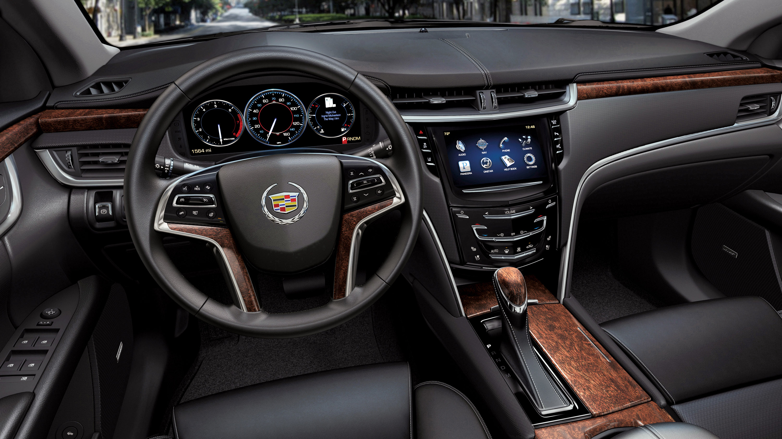 2013-cadillac-xts-009_adj1