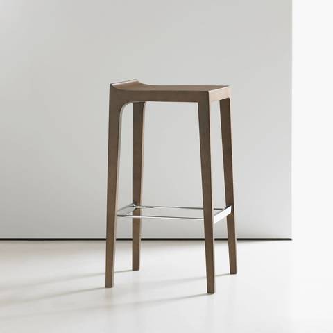 Erika+K%C3%B6vesdi+grew+up+in+Europe+tinkering+in+her+grandfather%27s+wood+shop%2C+where+she+spent+countless+hours+building+abstract+toys%2C+creating+habitats+for+family+pets+and+using+old+blueprints+as+drawing+paper.+After+graduating+from+ArtCenter%2C+she+traveled+the+world+and+worked+for+an+award-winning+design+firm+in+Tokyo%3B+designed+and+developed+a+multitude+of+household+items+for+global+retailers+based+out+of+Toronto%3B+and+learned+the+business+behind+product+development+to+create+a+personal+line+of+naturally+sourced+skin+care+products.+Believing+good+design+is+not+only+aesthetically+beautiful+but+also+purposeful%2C+K%C3%B6vesdi+enjoys+providing+hidden+experiences+for+the+user%E2%80%94details+hidden+from+plain+sight+but+that+make+a+space+or+product+feel+personal.+Currently%2C+she+is+working+in+the+United+States+at+Kohler+Co.+where+she+merges+her+environmental+design+education+with+her+passion+for+developing+products+and+unique+spatial+experiences+for+consumers.